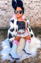 Cover me in fur coat