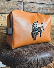 Western feel traveler