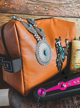 Western feel traveler