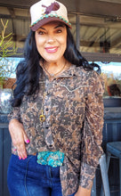 Trophy wife detailed camo pearl snap