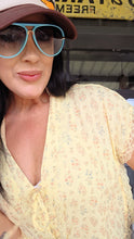 Mamacita granny floral lace top