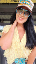 Mamacita granny floral lace top