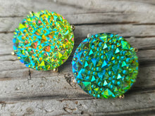 Big mama studded gemstones