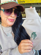 Embriodered cozy western sweatshirt