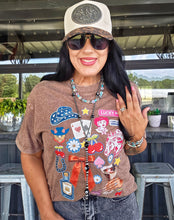 Mamacita lucky way collage tee