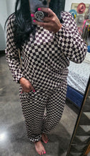 Mamacita checkered jogger set