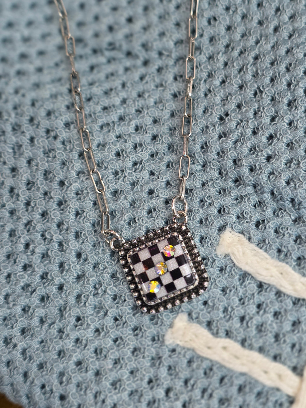 Checkered bling necklace