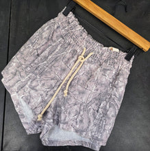 Camo linen shorts