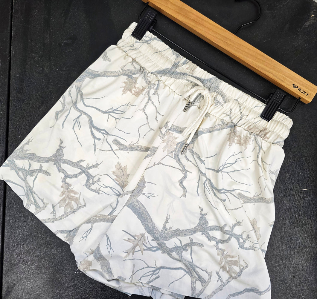 Light camo lulu dupe shorts