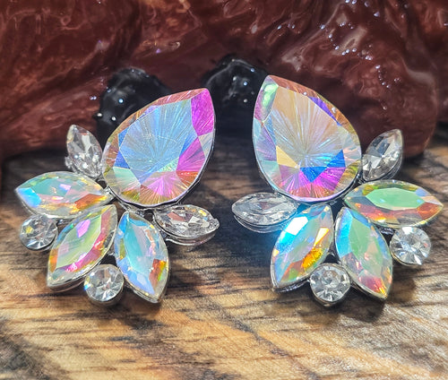 Tri point irridecent earrings