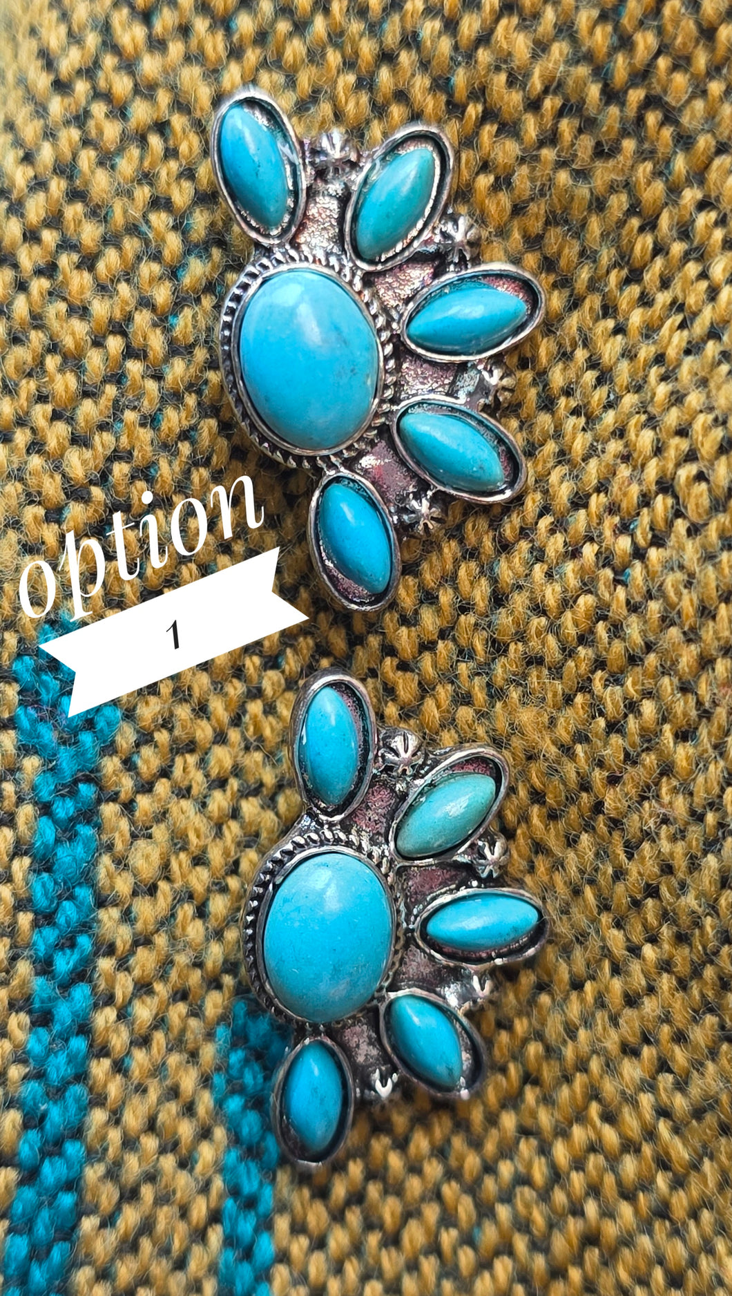 Western feels turquoise earrings/studs