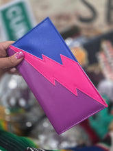 Larger bolt wallet