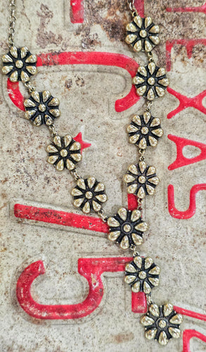 Gold lariet squash necklace with matching earrings