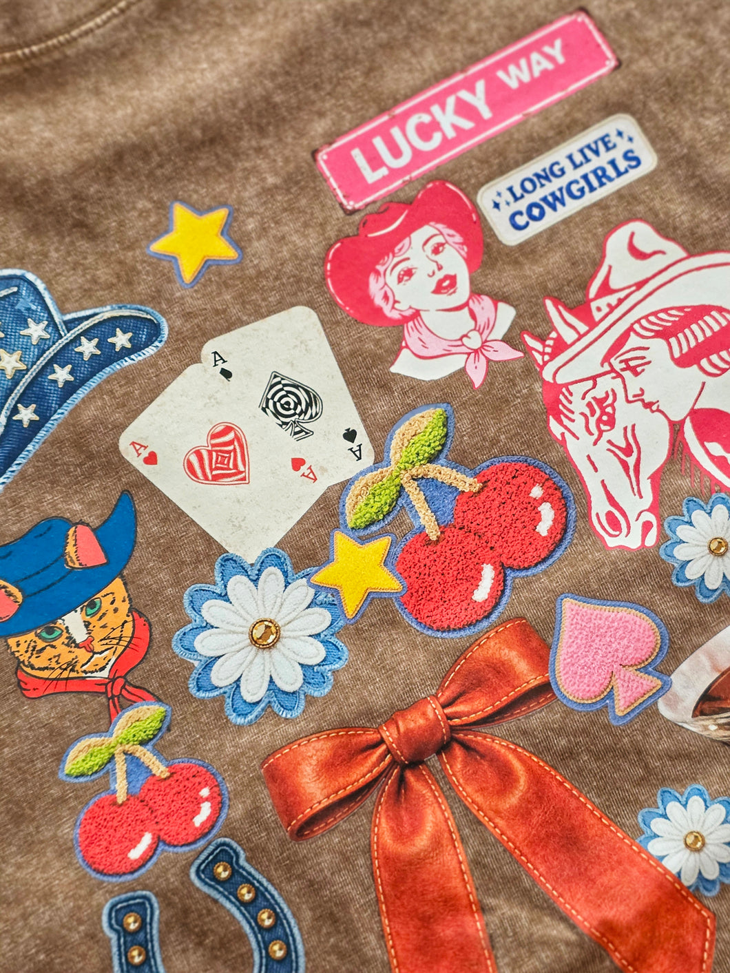 Mamacita lucky way collage tee
