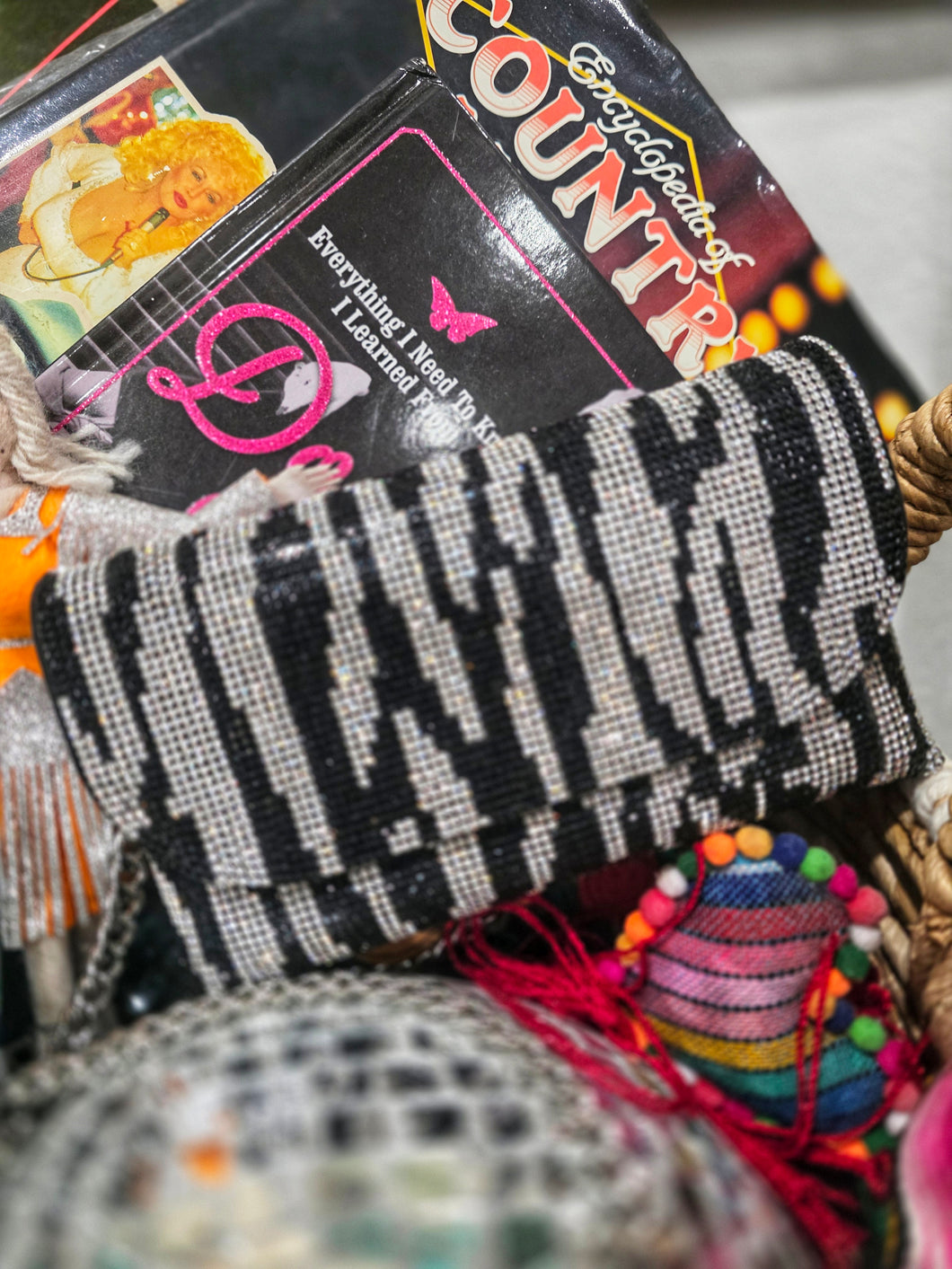 Bling me zebra clutch