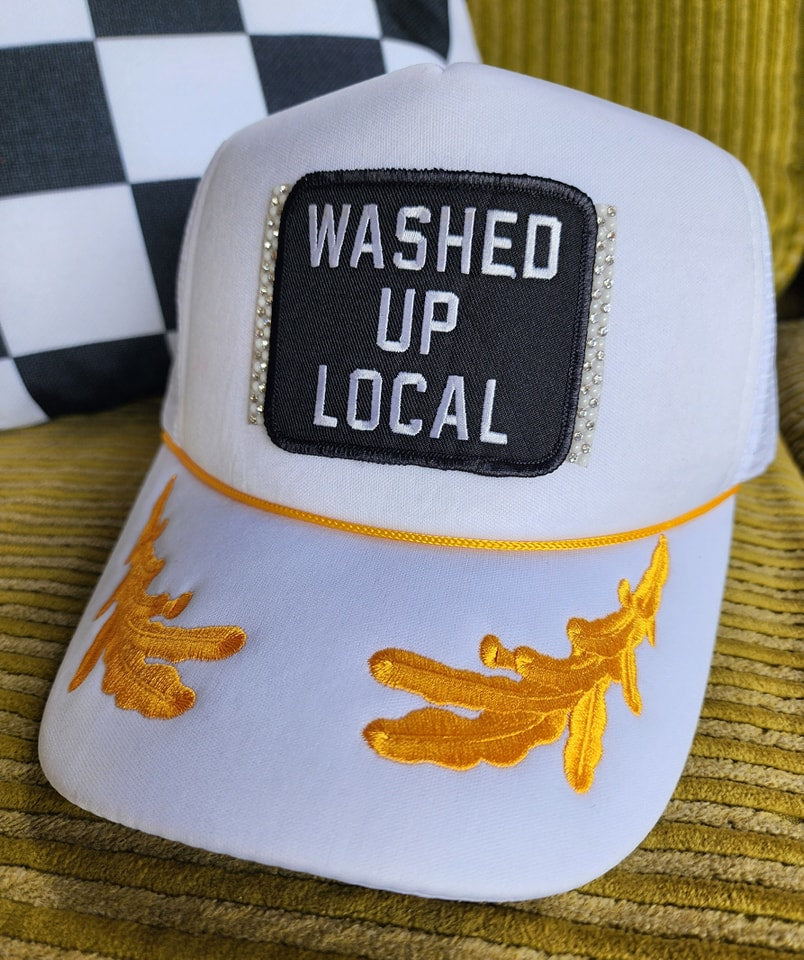 Washed up local trucker hat (white)