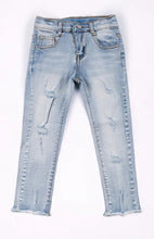 Stretchy denim raw hemmed jeans (light wash)