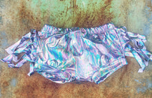 Spacey Kacey fringed holographic bummies